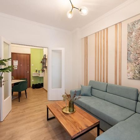 Medluxe Comfort Apartment Atenas Exterior foto