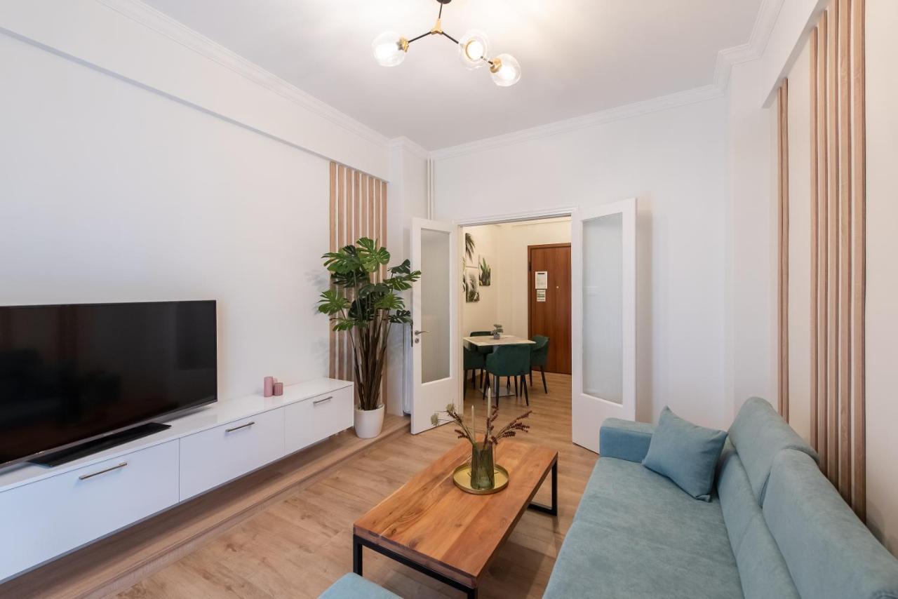 Medluxe Comfort Apartment Atenas Exterior foto